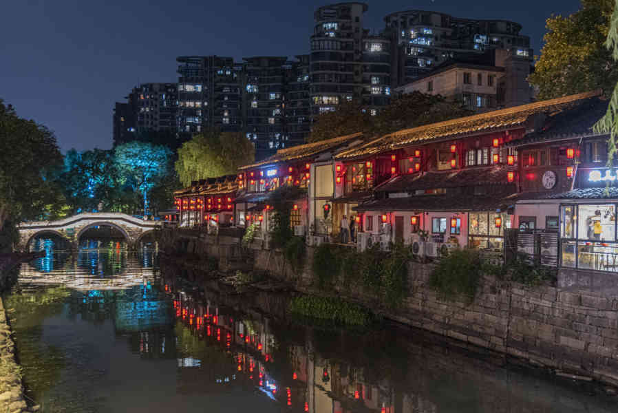 China - Hangzhou 073 - Hefang Street.jpg